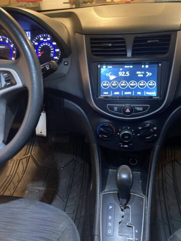 2015 Hyundai Accent GS