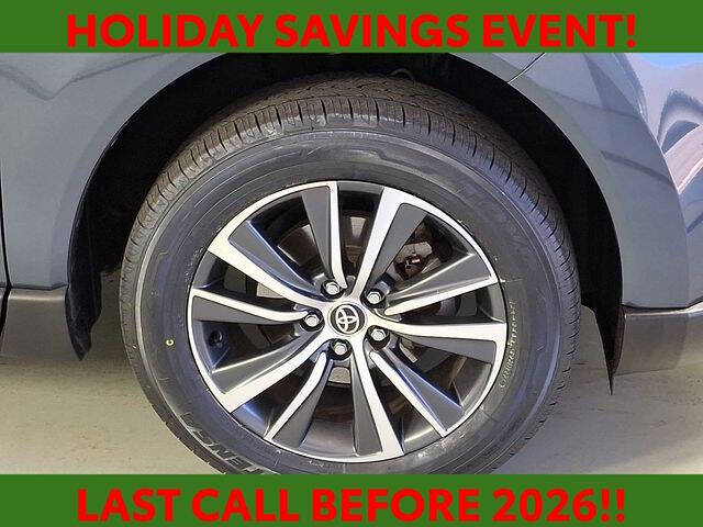 2022 Toyota Venza LE