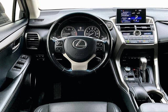 2017 Lexus NX 200t
