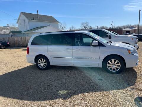 2015 Chrysler Town and Country for sale at Forreston Car Care in Forreston IL