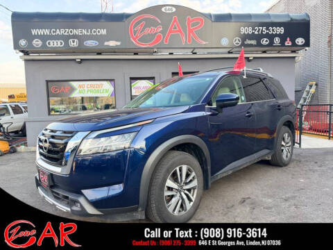 2022 Nissan Pathfinder SL