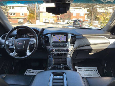 2017 GMC Yukon XL SLT