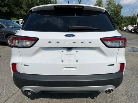 2021 Ford Escape Hybrid SE