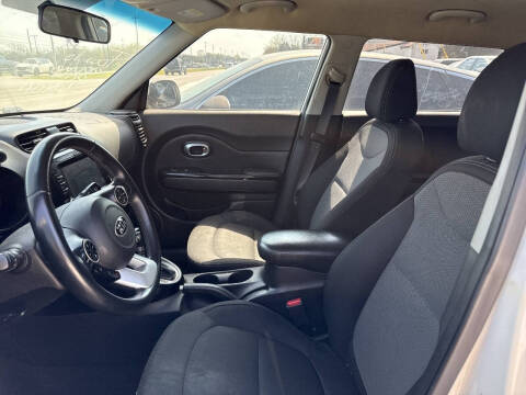 2018 Kia Soul +
