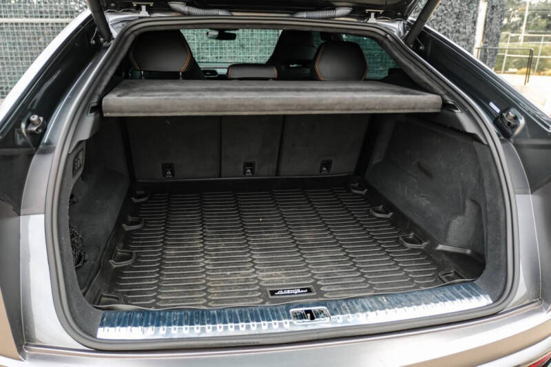 2020 Lamborghini Urus