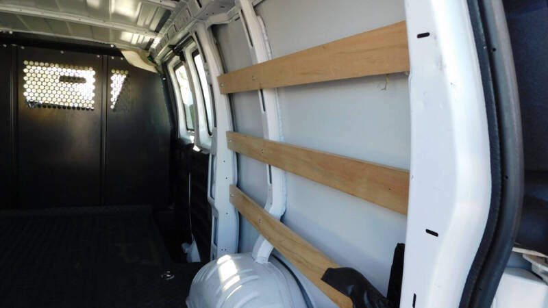 2024 GMC Savana 2500