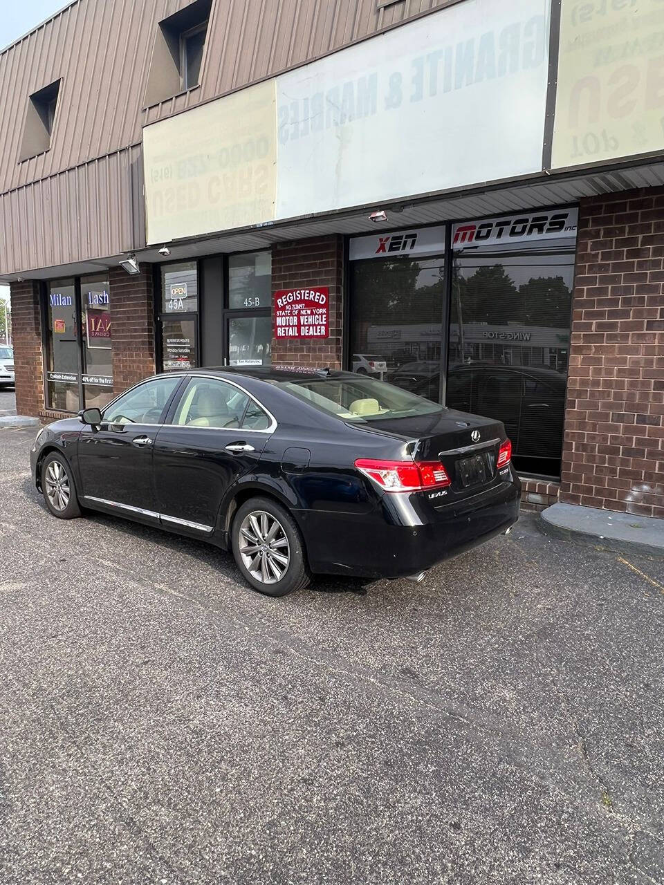 2010 Lexus ES 350 for sale at Xen Motors Inc. in Hicksville, NY