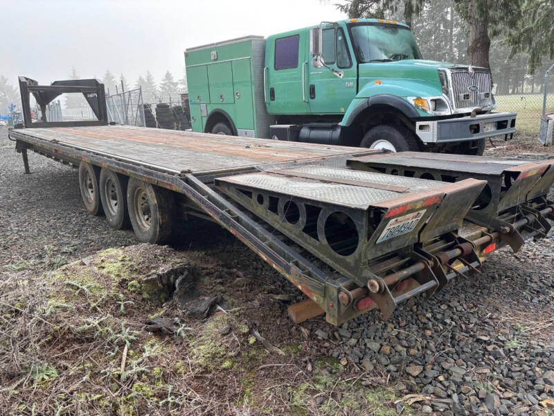 2013 Mirage gooseneck Tr 31 ft