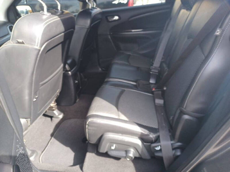 2020 Dodge Journey Crossroad