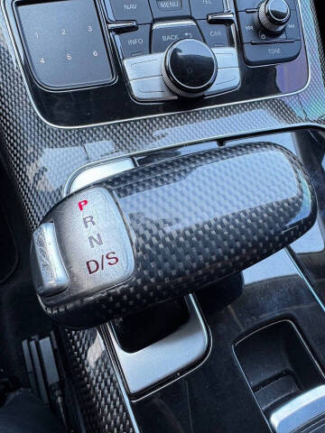 2014 Audi S8 4.0T quattro