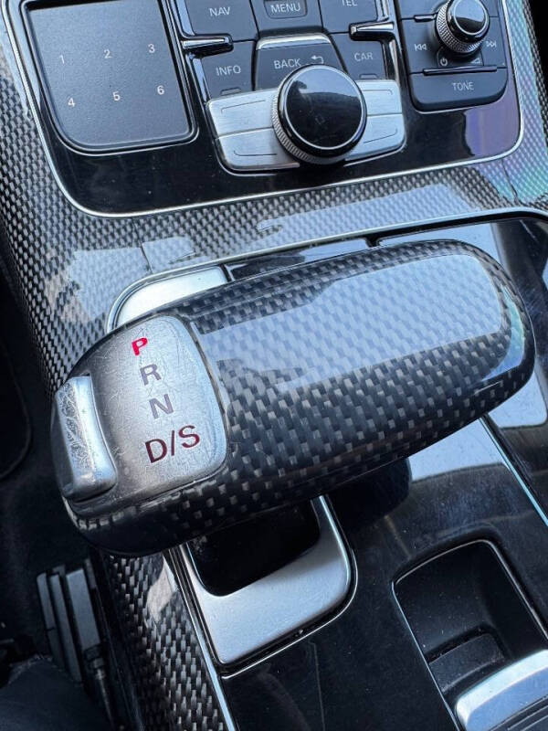 2014 Audi S8 4.0T quattro