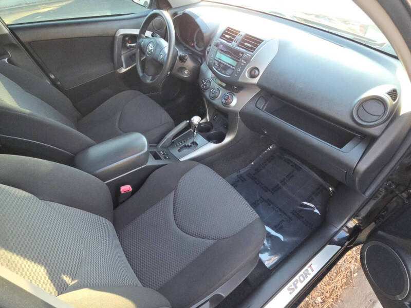 2011 Toyota RAV4 Sport