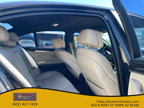 2012 BMW 5 Series 528i