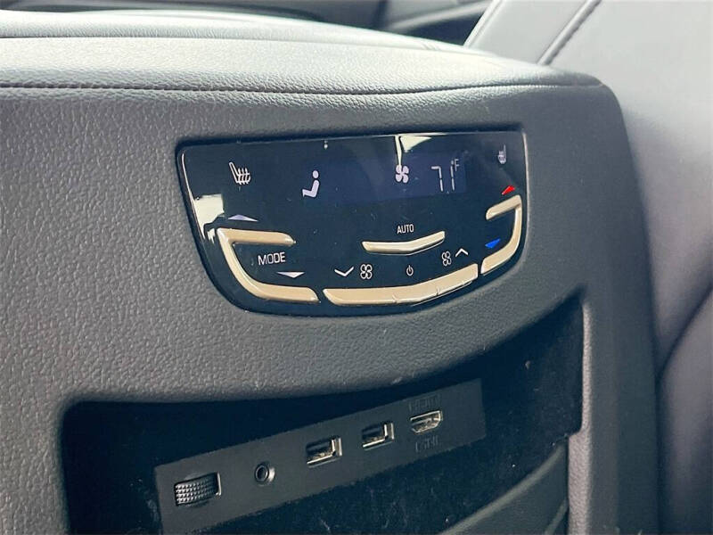 2020 Cadillac Escalade Premium Luxury