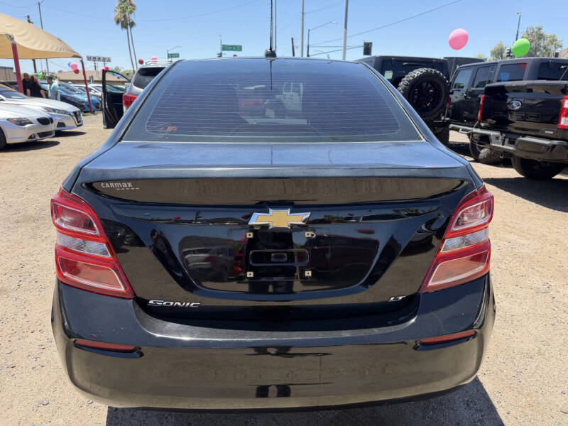 2017 Chevrolet Sonic LT Auto