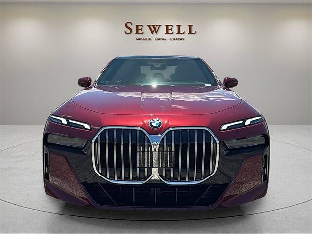 2025 BMW 7 Series 760i xDrive