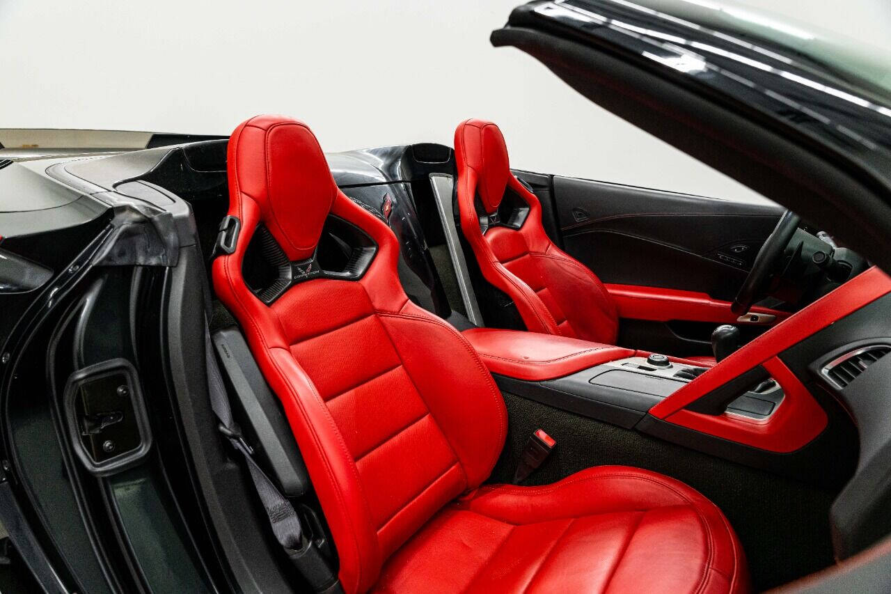 2015 CHEVROLET Corvette Convertible - $56,999