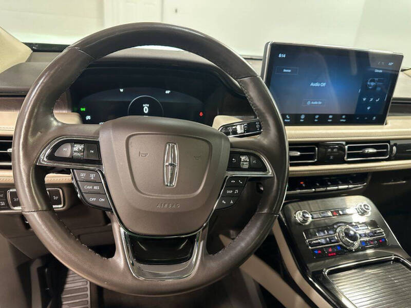 2022 Lincoln Nautilus Reserve