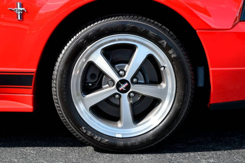 2003 Ford Mustang Mach 1 Premium