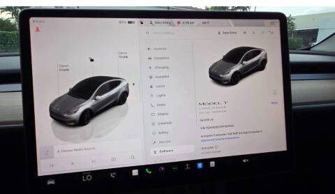 2023 Tesla Model Y Long Range