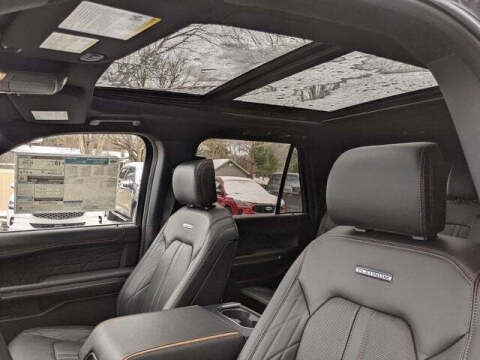 2024 Ford Expedition MAX Platinum