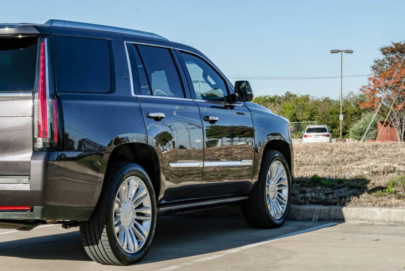 2016 Cadillac Escalade Platinum