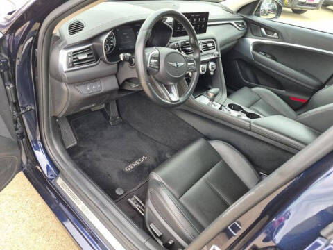 2023 Genesis G70