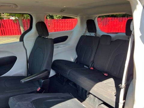 2018 Chrysler Pacifica Touring Plus