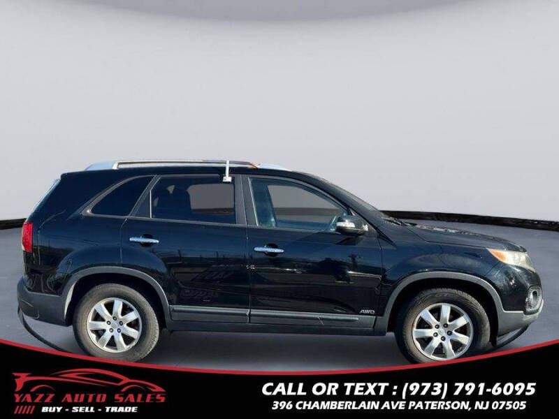 2011 Kia Sorento LX