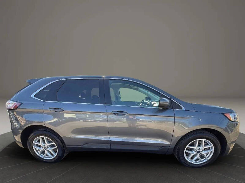 2022 Ford Edge