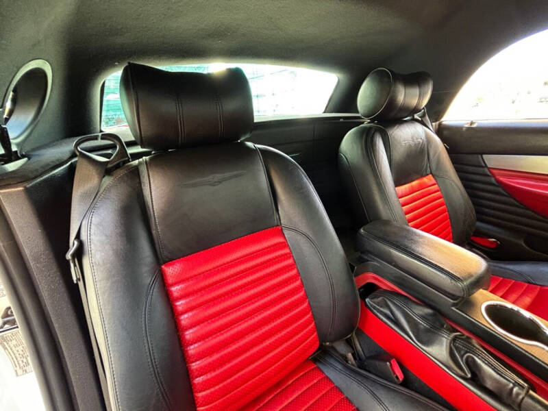 2003 Ford Thunderbird