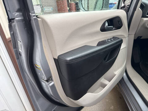 2019 Chrysler Pacifica Limited 35th Anniversary