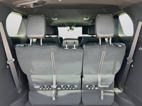 2027 Chrysler Pacifica LX