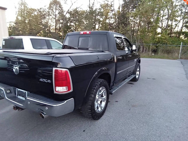 2016 RAM 1500 Laramie