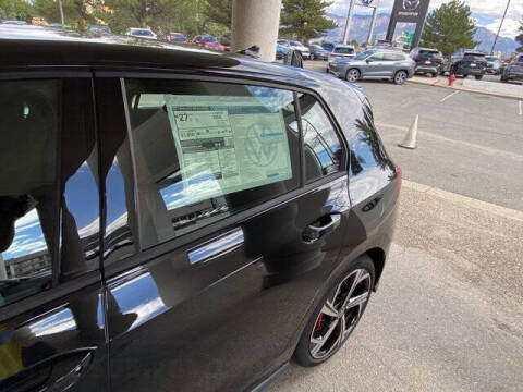 2025 Volkswagen Golf GTI SE