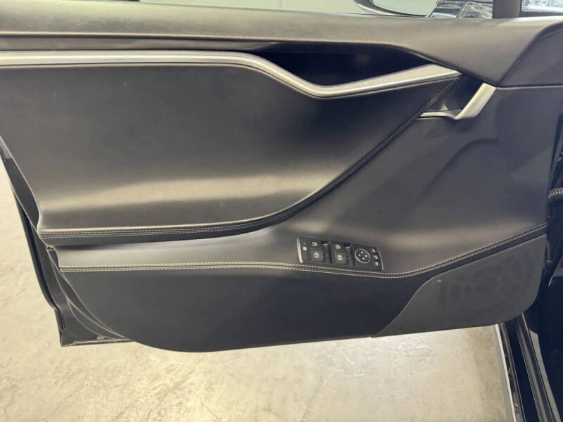 2016 Tesla Model S