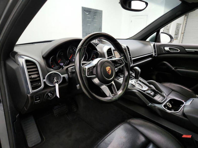 2016 Porsche Cayenne
