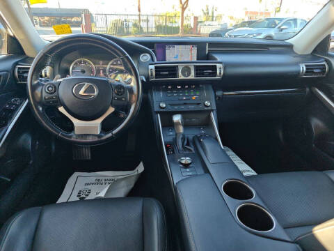 2016 Lexus IS 200t