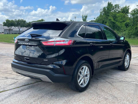 2022 Ford Edge SEL