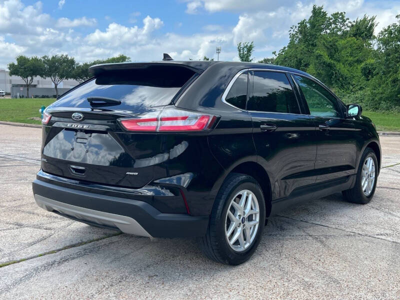 2022 Ford Edge SEL