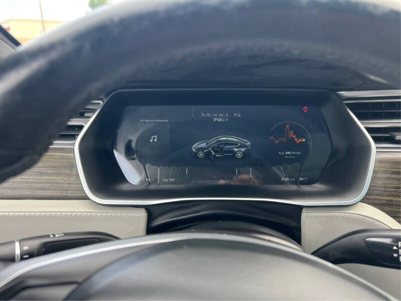 2015 Tesla Model S 70D