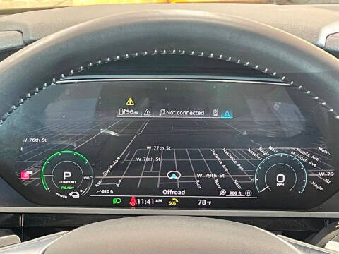 2019 Audi e-tron quattro Premium Plus