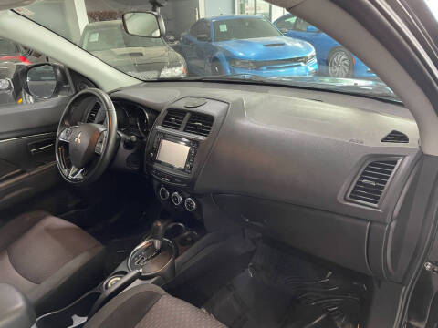 2017 Mitsubishi Outlander Sport 2.4 SE