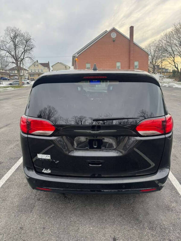 2019 Chrysler Pacifica Touring Plus