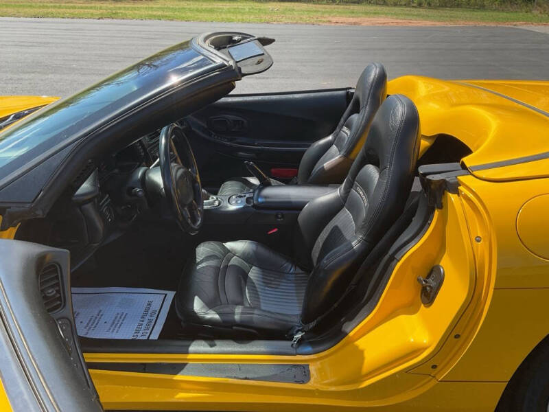 2003 Chevrolet Corvette