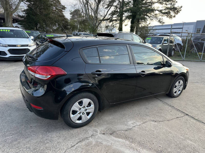 2017 Kia Forte5 LX
