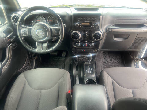 2017 Jeep Wrangler Unlimited Sport