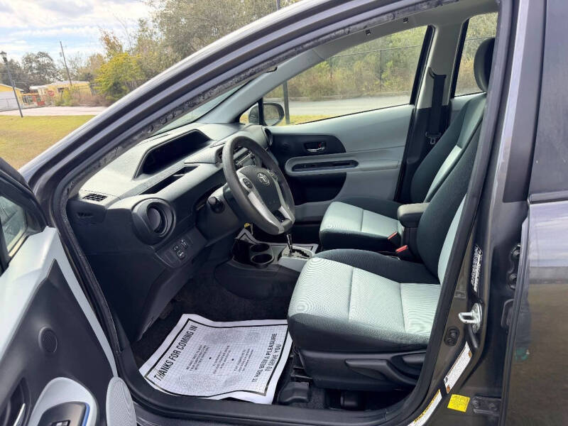 2013 Toyota Prius c Three