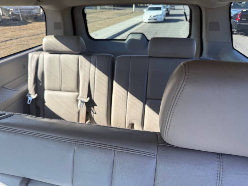 2011 GMC Yukon XL SLT