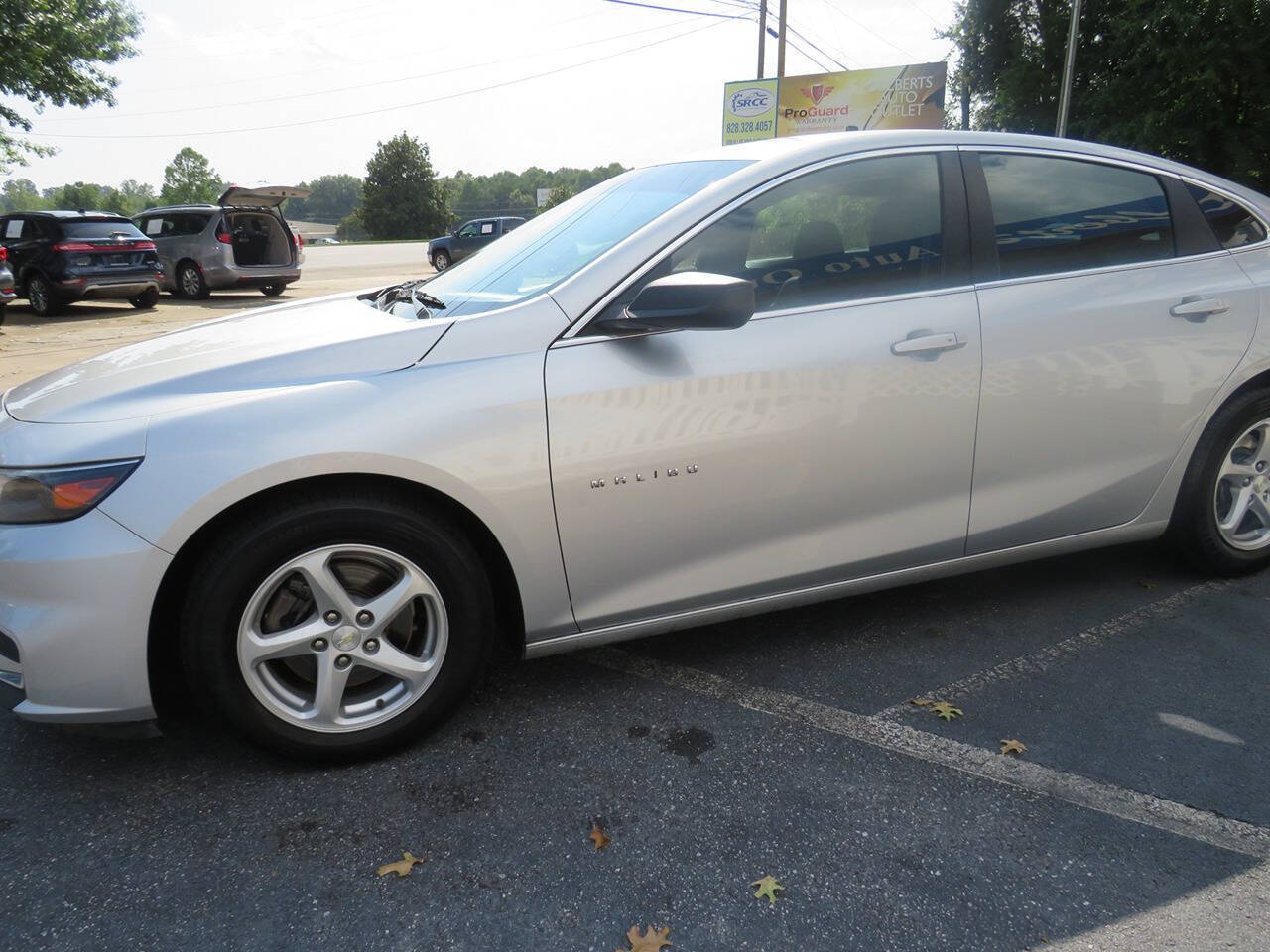 2017 Chevrolet Malibu for sale at Colbert's Auto Outlet in Hickory, NC